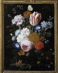Flores em um vaso de vidro