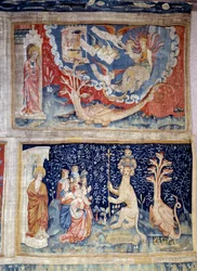 Cortina do Apocalipse: n. 33, um dragão encarna o poste do diabo diante de uma mulher prestes a dar à luz n. 39 meias: João olha para uma multidão espantada com o poder das beterrabas. 1373-1383. Realizado por Nicolas Bataille (1330-1405) Angers, museu da 