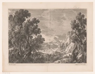 Paisagem de montanha com pessoas numa estrada