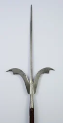 Friuli Spear, c.1600 (aço e madeira restaurada)