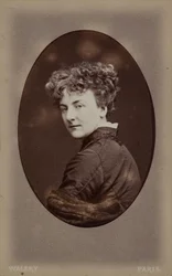 Retrato de Jane Dieulafoy 1851-1916, c. 1890.