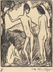 Menino de pé e duas meninas