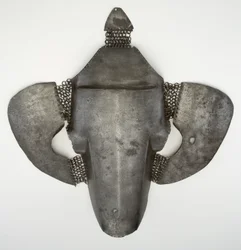 Shaffron, armadura de cabeça de cavalo, início do século XVI (ferro)