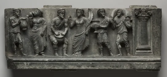 Bacanalian Relief, Paquistão, Gandhara, área de Buner, início do período Kushan (AD 1-320) (xisto)