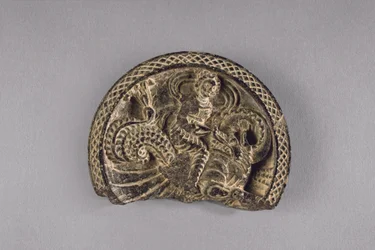 Paleta com Nereida em um Dragão Aquático, c.50-75 (xisto)