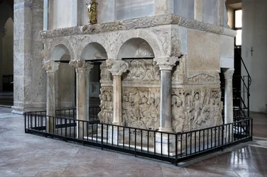 O sarcófago de Stilicho (mármore)