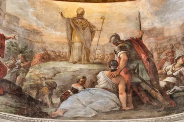 Frescos de Paolo de Matteis datados de 1714 na abóbada e no tambor, representando a vida do Santo, Capela de São Cataldo na Catedral, Taranto, Itália (foto)