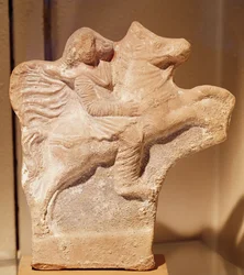 Estátua de cavaleiro parta (terracota)