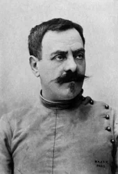 Arsene Vigeant (n. 1842) , escrivão francês fotografado por Paul Nadar entre 1880 e 1900, extraído da coleção Felix Potin, 500 celebridades contemporâneas , Esgrima desportiva França