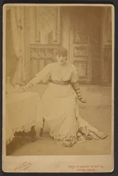 Sarah Bernhardt als Floria in La Tosca
