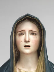 Virgem das Dores Mater Dolorosa (madeira policromada, vidro e pêlos de animais)