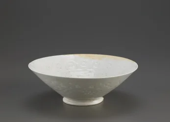 Tigela, Irã, dinastia Seljuk (cerâmica)
