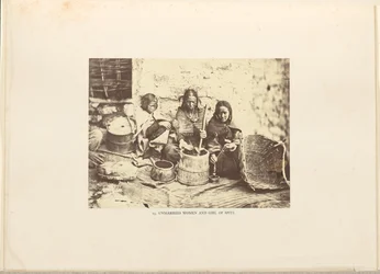 Mulheres solteiras e raparigas de Spiti