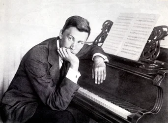 Sergei Prokofiev e o seu piano