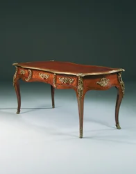Mesa plana Louis XV