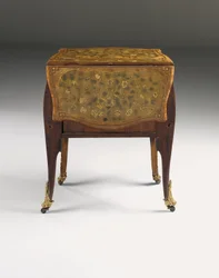 Cômoda Louis XV, c.1765-70 (tulipwood montado em ormolu, sicômoro, amaranto e marchetaria) (ver também 463004, 465390 e 465391)