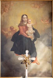 Vista interior, pintura "Nossa Senhora com Criança com Rosário", retábulo no altar principal de Pierre Van Hanselaere
