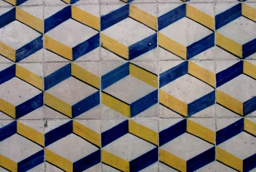 Design de azulejos na área de Baixas (cerâmica)