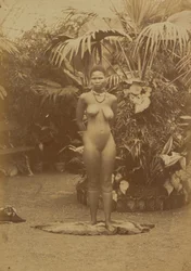 [Mulher sul-africana, nua]