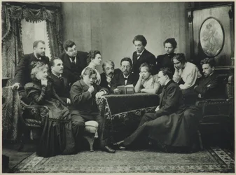 Anton Chekhov lê A Gaivota com a companhia de Teatro de Arte de Moscou, 1899