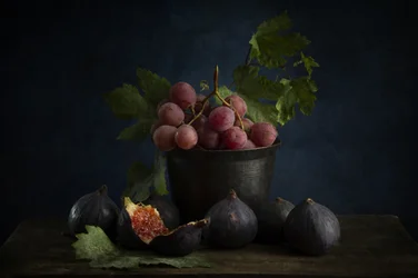 Natureza-morta com uvas e figos