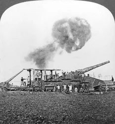 Armas ferroviárias britânicas de 16 polegadas em ação, Primeira Guerra Mundial, c1914-c1918.