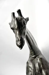 Grande girafa com cabeça abaixada, modelado em 1909-10, fundido antes de 1913 (bronze) (ver também 3084917-43)