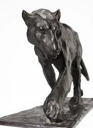 Panther walking, perna traseira levantada, c.1904 (bronze patinado)