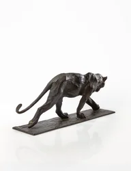 Panther walking, perna traseira levantada, c.1904 (bronze patinado)