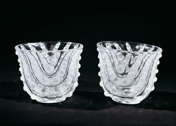 Vasos de vidro, ca. 1930, de René Lalique (1860-1945), produzido por Rene Lalique et Cie Alsace Glassworks. França, século XX.