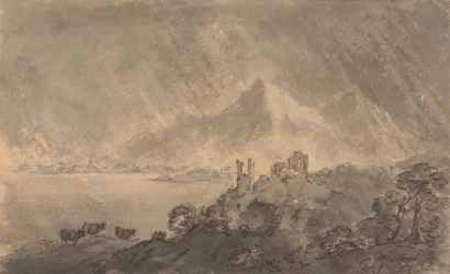 Castelo sobre um lago com montanha distante sob o céu tempestuoso