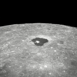 Cratera Tsiolkovsky