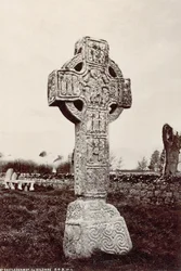 A Cruz Alta do Norte em Castledermot, Co. Kildare, Irlanda (foto em sépia)