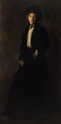 Jovem mulher de preto
