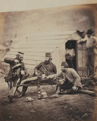 Hadeships in the Camp, de um álbum de 52 fotografias associadas à Guerra da Criméia, 1855