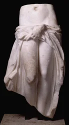 Afrodite segurando suas vestes, de Trípoli, c.370-24 AC (mármore)