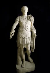 Caius César Germanicus, Imperador Romano (mármore)