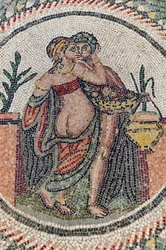 Eros e Psique. Século III - IV. Villa romana de Casale, Sicília (mosaico)