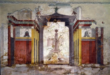 Vista interior dos frescos da sala das máscaras