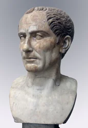 Júlio César (mármore)