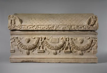 Sarcófago de mármore com guirlandas, c.200-225 DC (mármore)