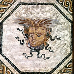 ARTE ROMANA: Medusa.