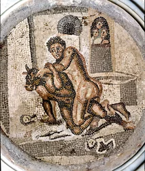 Arte romana: «Teseu a combater o Minotauro». Mosaico proveniente do sítio de Pompeia. Do século I ao século III d.C. Nápoles, Museo Archeologico Nazionale