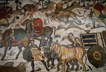 Arte romana: detalhe do mosaico "A grande parte da caça" que Char puxa pelos bois. 315-350 AD. Piazza Armerina, Villa Romana del Casale