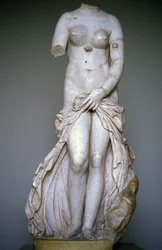 Vénus Landolina ou Anadiomene. Escultura, Museu de Siracusa, Sicília, Itália.