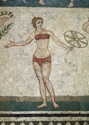Jovem romano engajado em exercícios físicos. (Detalhe do mosaico, 315-350 d.C.)
