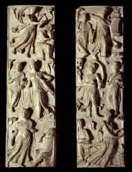 Roma Antiga: díptico de marfim esculpido representando seis musas e seis poetas (ou filósofos). Século V depois de JC. Paris, Museu do Louvre