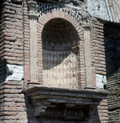 Casa del Laraire (Larário) em Ostia (Ostia), nas proximidades de Roma.