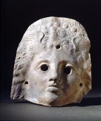 Máscara para tragédias na era romana. Museo della scala. Milano