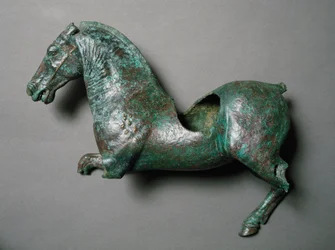 Arte romana: “” cavalo galopando ”” ”Escultura em bronze do Cerro al Calvario.